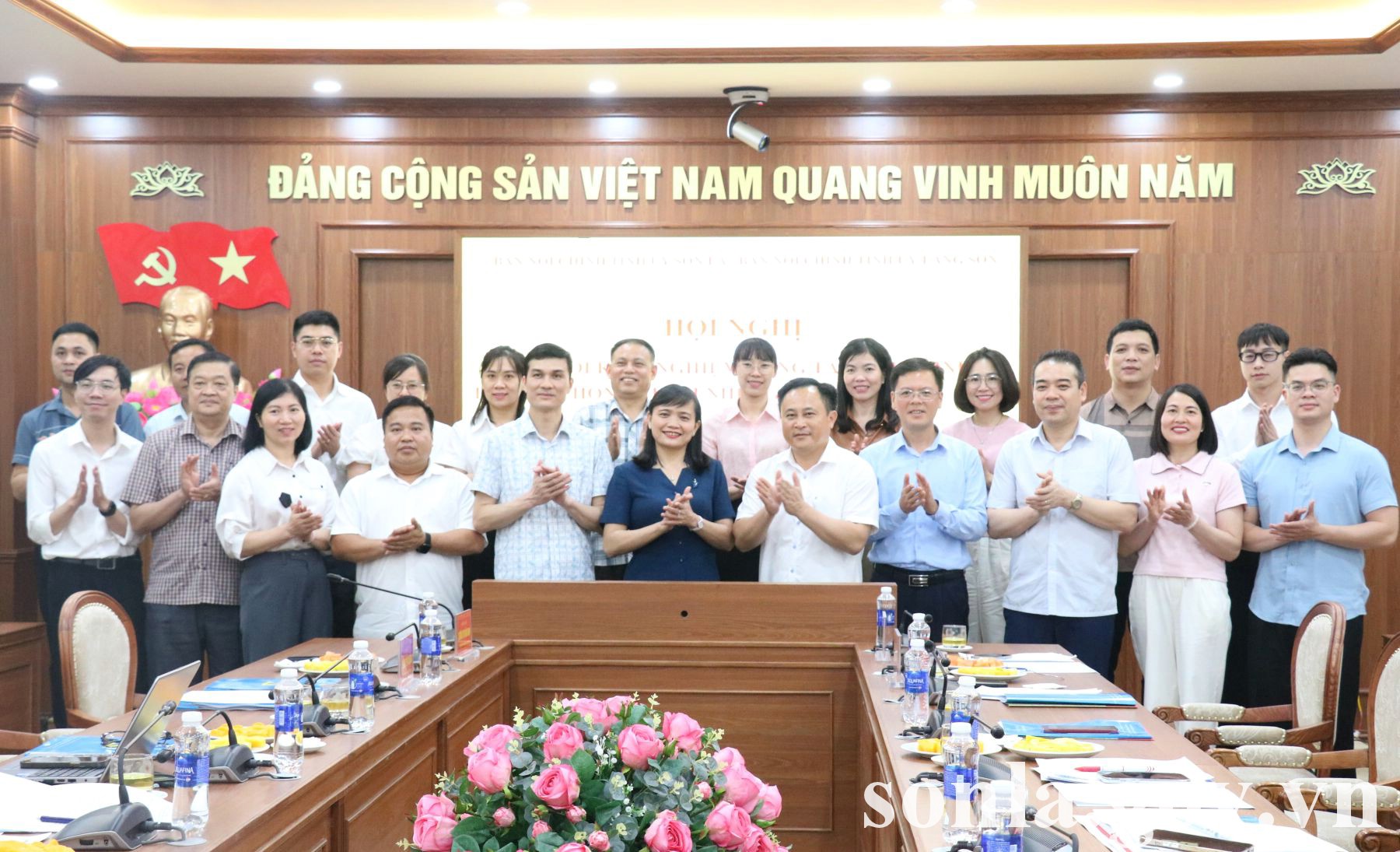 anh tin bai